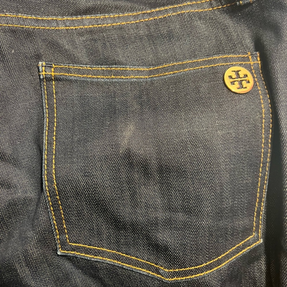 Tory Burch Boot leg jeans in size 30